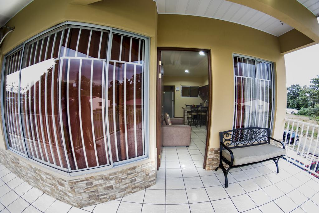 Apartamentos Valle Del Volcan La Fortuna Εξωτερικό φωτογραφία